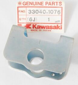 33040-1076 1 New 1987-2007 Kawasaki Klr650 Klr 650 Rear Axle Chain Adjuster Block Oem Nos