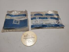14003417 Gm 2x Nos Rear Axle Wheel Seals #14003417 For 71-79 Chevrolet Gmc Pontiac Buick Oem