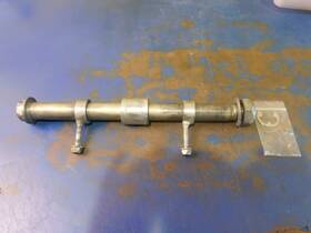 41229-08 Harley-davidson 25mm Rear Axle Assembly Oem 883 1200 Xl Sportster 2008 Up