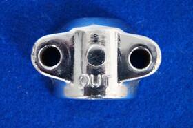 45303-98 Harley-davidson Genuine Touring Softail Chrome 41mm Fork Slider Front Axle Clamp 77-06