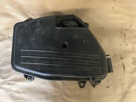 17207-gr1-711 Honda 1987 Elite 50 Air Box Cover Cleaner Housing