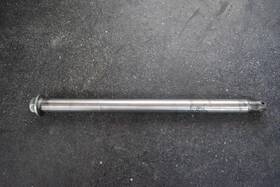 42301-393-000 Honda Cb750c Ccb750k Cb750f Cb750sc Cb750a Rear Back Wheel Axle Shaft Bolt