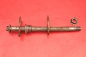 42301-kt1-670 Honda 1988 86-95 Xr250r Xr 250r Xr250 Rear Wheel Axle Bolt Nut Chain Adjusters