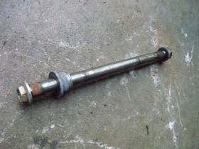 42301-mb6-630 Honda 1985 Vf700 F Interceptor Oem Rear Wheel Axle Spacer Nut