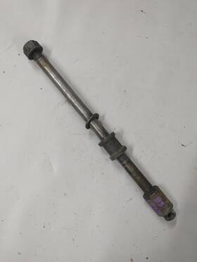 Honda 42301-me4-000 1983 Cb550sc Nighthawk Rear Wheel Axle Shaft Bolt