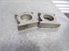42305-mfj Honda 07-08honda Cbr600rr Rear Wheel Axle Chain Adjust Blocks