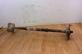 42311-vm5-000 Honda 1984 Atc200es Big Red Rear Axle With Wheel Hubs