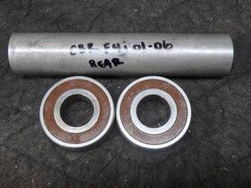 42620-mbw-e10 Honda Cbr F4i 01-06 Rear Wheel Bearings / Crush Tube