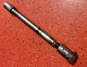 44301-283-000 Honda Cl450 Cb450 Cl72 Cl77 Front Axle And Nut W71