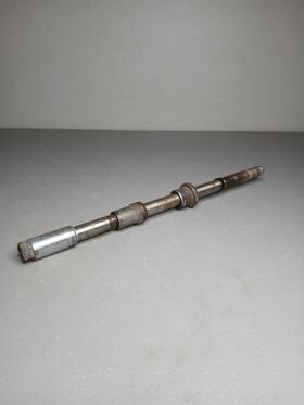 44301-hb5-000 Honda Front Wheel Axle 1983-1984 Atc250r