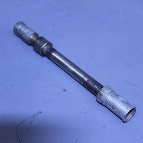 44301-kt7-000 Honda 1986 Interceptor 500 Vf500f Front Wheel Rim Axle Pivot Bolt