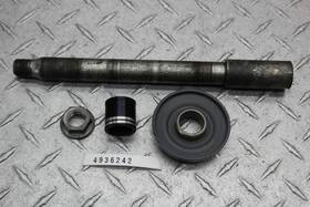 44301-mac-780 Honda 1997 Cr250 Front Wheel Rim Axle Pivot Bolt With Spacers