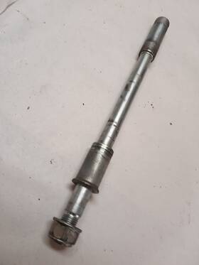 44301-mn0-000 Honda Super Magna Vf700c Vf750c Front Axle Fits 1987-1988