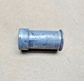 44320-kcy-670 Honda 1996 - 2004 Xr 400 Front Axle Sleeve Nut Holder Xr400 03 02