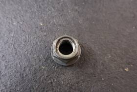 90305-me5-003 Honda Cb650sc Nighthawk Cx650c Cx650t Ch250 Cn250 Rear Wheel Axle Nut