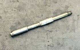 255-01 Husqvarna 1982 250 Xc Front Axle Oem
