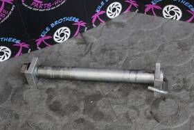 8000a2788 Husqvarna 2005 Te510 Oem Rear Axle Back Wheel Rim Pivot Bolt Axel