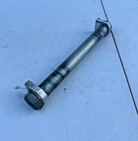 33040-0050 Kawasaki 2020 Kx450 Rear Axle Oem Kx 450x 450 250 250x 250f 450sr 450f Blocks
