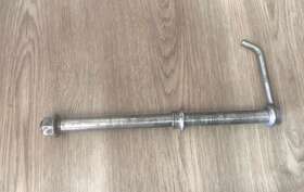 41068-1210 Kawasaki 86-89 Kdx200 Front Wheel Axle Bolt