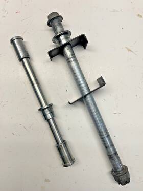 41068-1255 Kawasaki 41068-1414/ 99-05 Zr750 Zr7 F Front Rear Wheel Axle Bolts