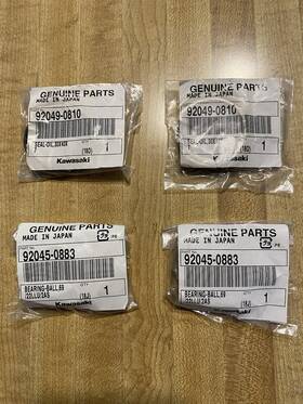 92049-0810 Kawasaki Oem Kaw Front Wheel 2 Seals And Bearings For 19-26 Kx450 More