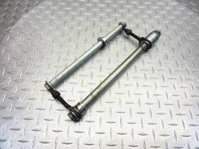 92152-0350 Kawasaki 2008 06-16 Vulcan 900 Vn900 Custom Lot Axle Bolt Spacer Rear Swing