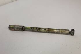 56509081000 Ktm 1985 350 Mxc Oem Front Axle 240-350 Mx Gs Gsxc 85
