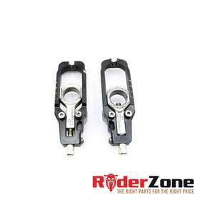 Ap8144443 Lightech 2010 - 2014 Aprilia Rsv4 R Swingarm Adjuster Rear Axle Chain Blocks