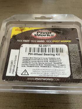 52-0611 Pivot Works Rear Wheel Bearing Kit