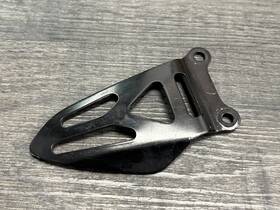 43571-47h00 Suzuki 2011-2015 Gsxr600 Gsxr750 Oem Front Right Footrest Peg Heel Guard Plate