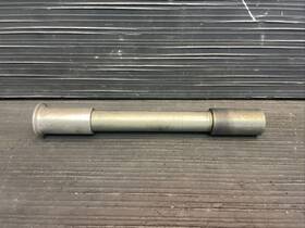 4575-676 Suzuki 2007 Hayabusa Gsx1300r Front Axle #104245