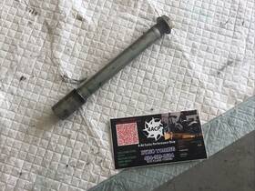 54711-10l00 Suzuki 22-25 Hayabusa Front Axle
