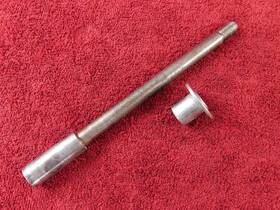 54711-12fa0 Suzuki Front Axle With Wheel Spacer Frt Spindle Assy. 02-10 Gz250 Marauder 250