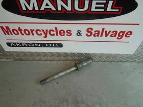54711-17d00 Suzuki 1993 Gsxr 750 Axle Front Wheel