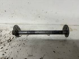 61410-29f00 Suzuki 2000 Drz400s Oem Rear Axle With Chain Adjuster B4352