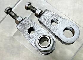 61410-41700 Suzuki 1975 -1978 Rm125 Pair 0f Factory Chain Adjusters Used
