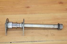 64710-32e00 Suzuki 2006-2023 Dr650 Dr 650 Oem Rear Wheel Axle Bolt