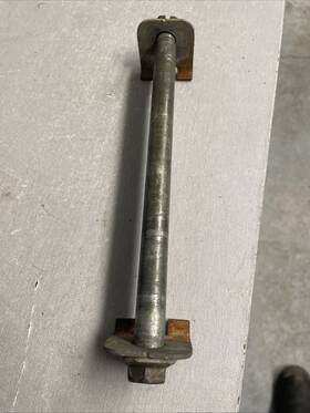 64711-02b0v Suzuki 1986 86 Rm80 Rm 80 Rear Wheel Axel Bolt