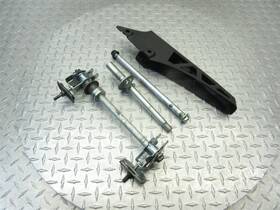 54711-08f00 Suzuki 64711-08f10 2006 98-06 Katana 600 750 Gsx600f Axles Front Rear Swingarm Chain Guide