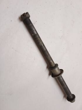 64711-09b00 Suzuki 1985 Sp250 Rear Axle
