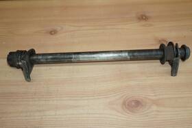 64711-17c10 Suzuki 1988 1989 Gsx-r750 Gsxr750 Gsxr 750 K Rear Wheel Axle Bolt
