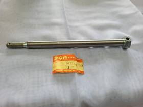 64711-41500 Suzuki New Oem Rear Axle For 1978 Pe175 C