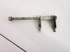 64711-47000 Suzuki 1977-1979 Gs 550 Rear Axle Shaft Tensioners