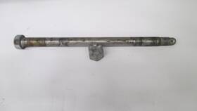 64711-48001 Suzuki 1979 Ts100 Rear Axle Back Wheel Rim Pivot Bolt Axel