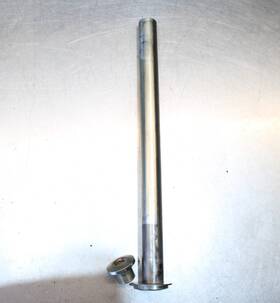 T2000220 Triumph 2001 Daytona 955i Front Axle