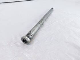 T2010950 Triumph Rocket Iii 3 Touring Rear Wheel Axle Bolt Spindle Pivot Shaft -