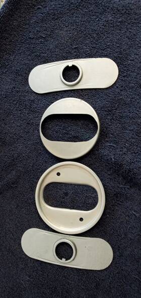 W799 Triumph Triunph Pre Unit Mark Ii Spring Wheel Dust Excluders And Plates