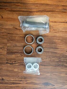V-twin Manufacturing 81-8-b-5 Rear Wheel Hub Bearing Rebuild Kit For Harley Davidson 1992-1999