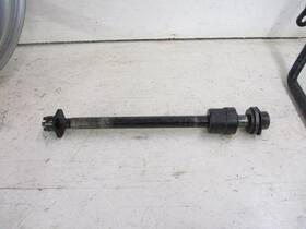 1014641 Victory 06 Touring Cruiser Rear Axle 2006