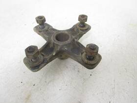 1pe-f53k0-00-00 Yamaha 05 Raptor Yfm 660 Rear Wheel Hub 2001-2005